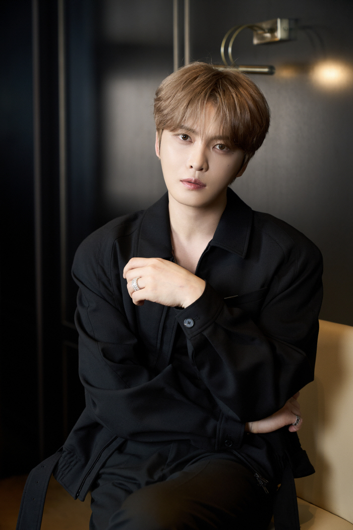 SC Interview 'I Paid 10 Million Won for a Fortune Teller Who Was So Good He Even Walked on a Sharp Blade'... Kim Jae-joong Returns After 14 Years, Hints at TVXQ Reunion (Full Story)