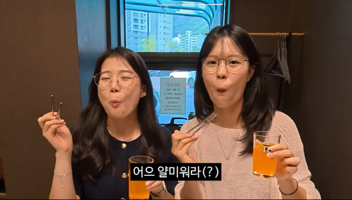 Kim Seon-tae Returns to Chungju City’s YouTube Channel 4 Months After Resigning... Parodies a "Jensen Huang Gganbu Meeting" with Chungju Girl and