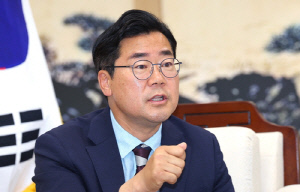 [인터뷰] 박찬대 "대한민국 축소판 인천, 글로벌 경쟁력 선도"
