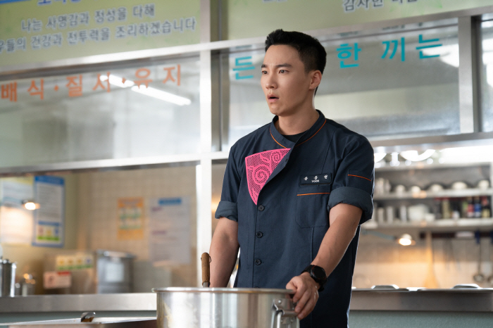 [SC Interview] "I Was Even Called 'Lovely' for the First Time Ever"... Lee Hong-nae, from 'The Uncanny Counter' Villain to a Tsundere Sergeant in