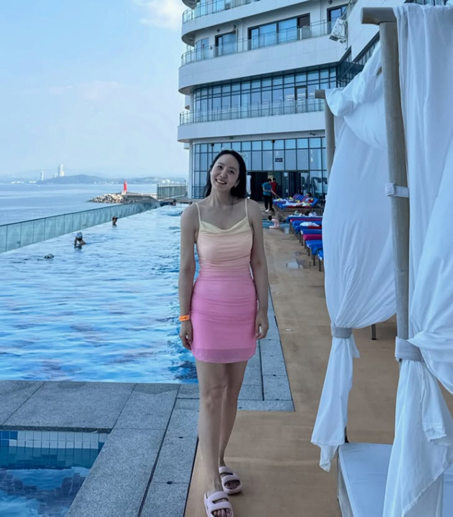 박지윤, '인생 최저 몸무게' 55kg 찍더니...아들이 말려도 '수영복 몸매' 공개