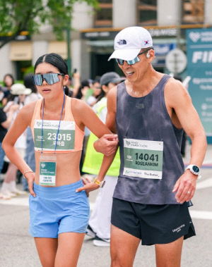 '정혜영♥' 션, 피는 못 속이네..."첫째 딸 마라톤서 女 전체 2위 기록"