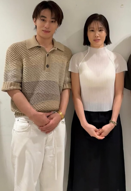 "사랑스러운 시선" 구교환♥이옥섭, 일터서도 감출수 없는 '12년차 케미'