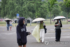 [내일날씨] 전국 곳곳 소나기…제주도 최대 60㎜