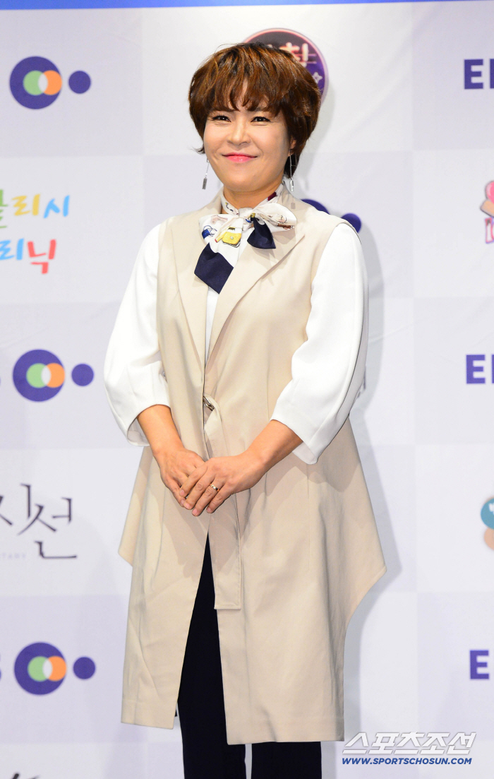 Jo Hye-ryeon Hits the Jackpot After Remarrying... Buys a Theater in Daehangno 'I Bought It So I Could Do Plays More Comfortably' ('Ppinggyego')