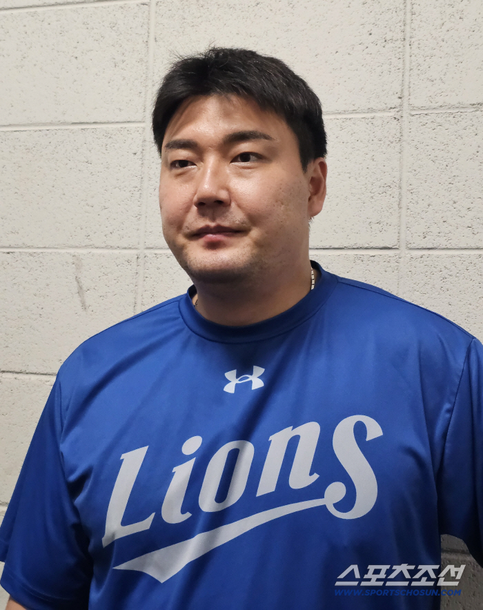 "진짜 고마워 형, 커피 살게" "됐다"… 부상악몽 떨치고 'KBO 최초 위대한 기록' 도전 재개한 베테랑 투수의 쿨한 사양