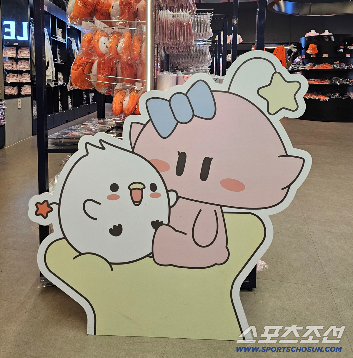 한화생명볼파크 매장에 있는 꿈순이 배너. 대전=이종서 기자