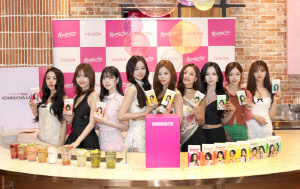 트와이스, '9인 9색 콤부차 레시피' 현장 공개…오감 체험형 팝업 '티젠 콤부차 랩' 성료