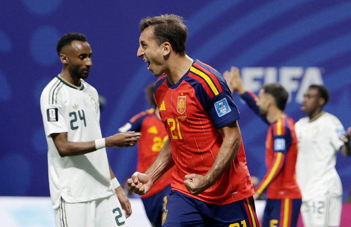 Soccer Football - FIFA World Cup 2026 - Group H - Spain v Saudi Arabia - Atlanta Stadium, Atlanta, Georgia, U.S. - June 21, 2026 Spain's Mikel Oyarzabal celebrates scoring their third goal REUTERS/Claudia Greco