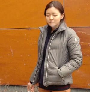 고아성 "홍상수 감독이 담뱃불 40번 붙이게 해, 너무 힘들었다"..'흡연 연기 1등' 비하인드