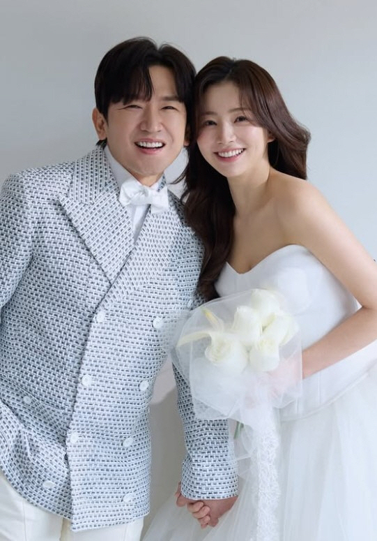 '11세 연하♥' 이민우, 눈치 보는 결혼 3개월 차 "아내 한숨 쉬면 내가 잘못한 느낌"