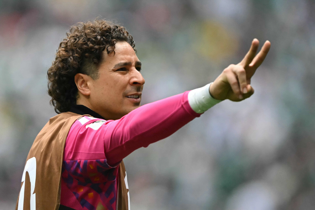 Mexico's goalkeeper #13 Guillermo Ochoa gestures during the warm-up ahead of the 2026 World Cup Group A football match between Mexico and South Africa at the Mexico City Stadium in Mexico City on June 11, 2026. (Photo by CARL DE SOUZA / AFP)