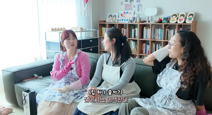 Nabi, after giving birth to her second child, opens up in a candid 19+ talk: "Why I don't tie up Jo Seong-hwan? Even kissing feels awkward, and we