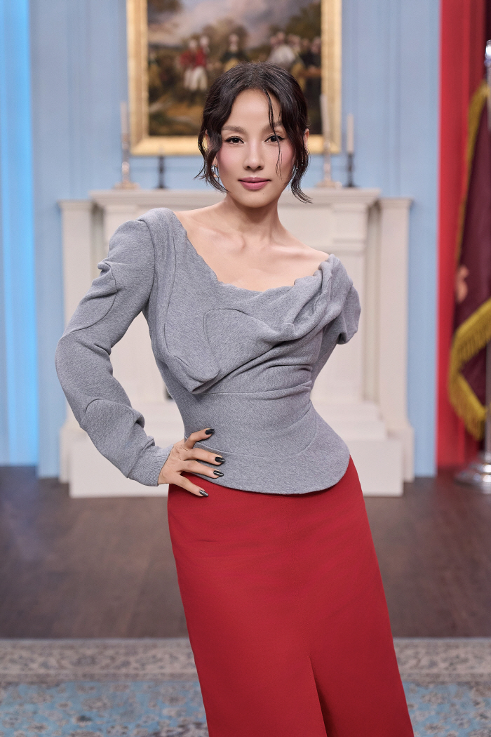 "Lee Hyori, who is married to Lee Sang-soon, can also live vicariously"... 'Love War' brings in the 'real thing' that could change the dating show