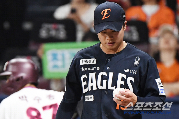 KBO 지배하는 '팔색조' 외인들, 그들만의 비밀 레퍼토리가 있다[무로이칼럼]