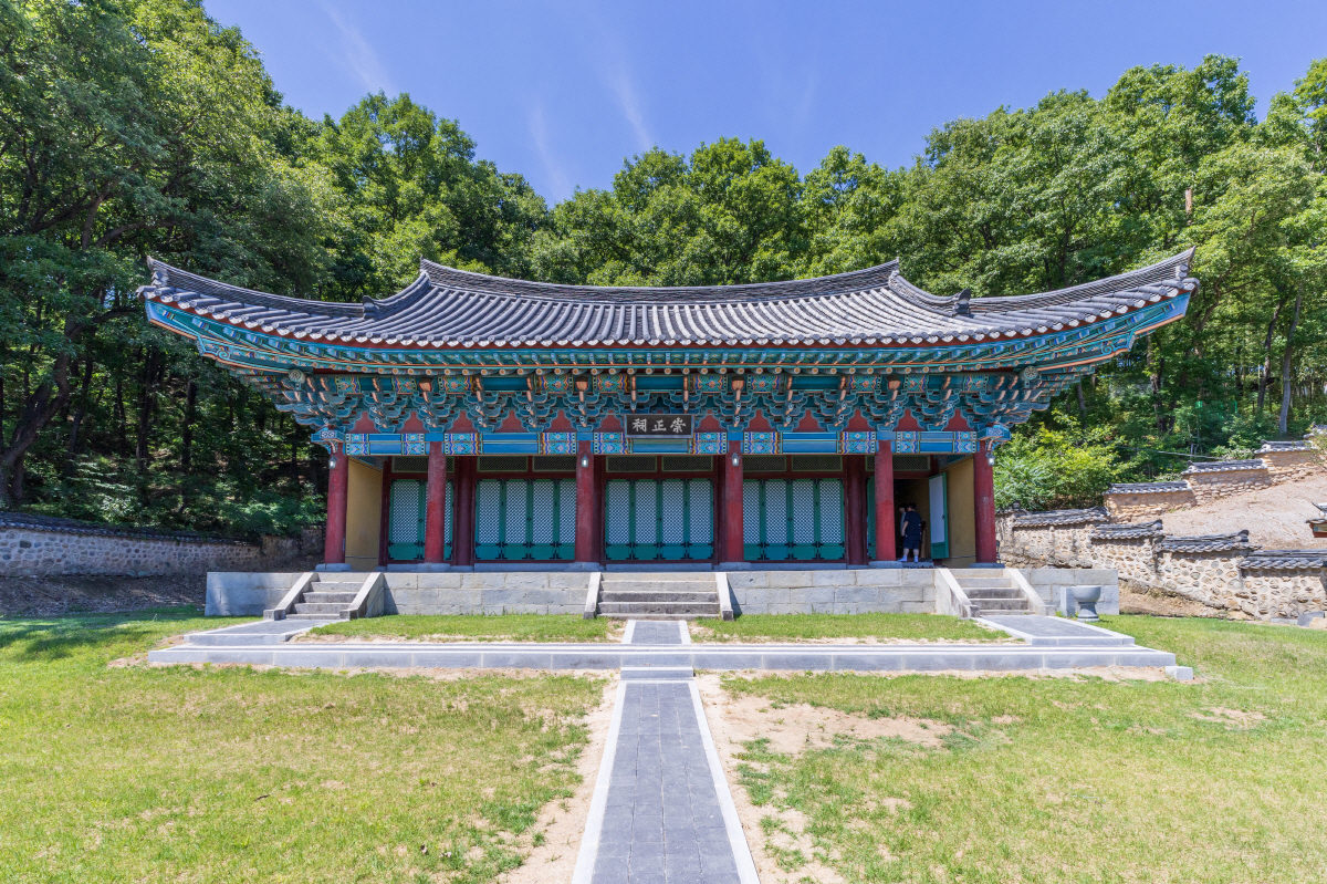 ◇ Another area in Daegu where you can encounter those who stood with the King is Habin-myeon, Dalseong-gun. Here, there is Yuksin Shrine, which