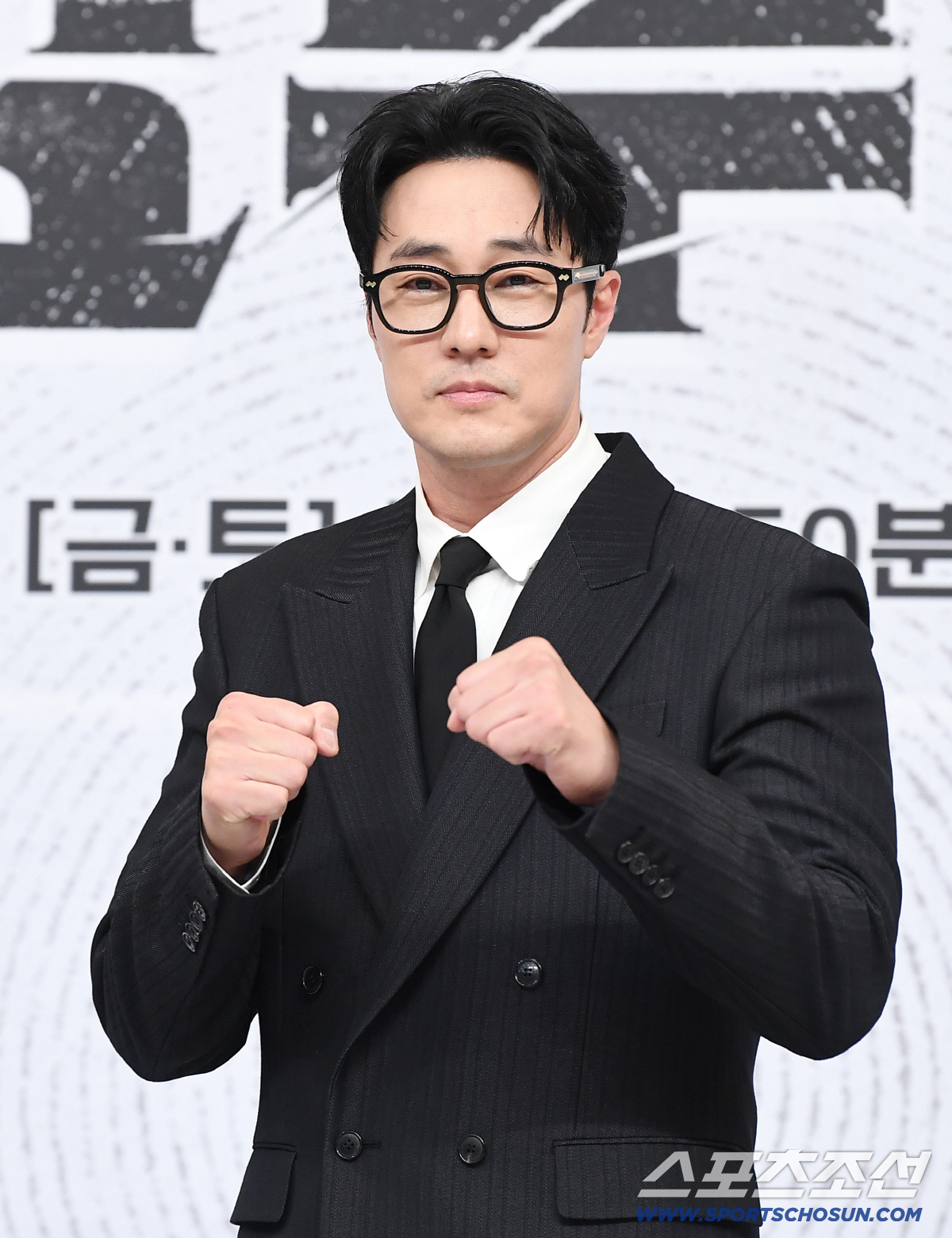 SBS 드라마 '김부장' 제작발표회가 25일 오후 서울 목동 SBS에서 열렸다. 소지섭이 포즈 취하고 있다. 정재근 기자 cjg@sportschosun.com/2026.6.25/