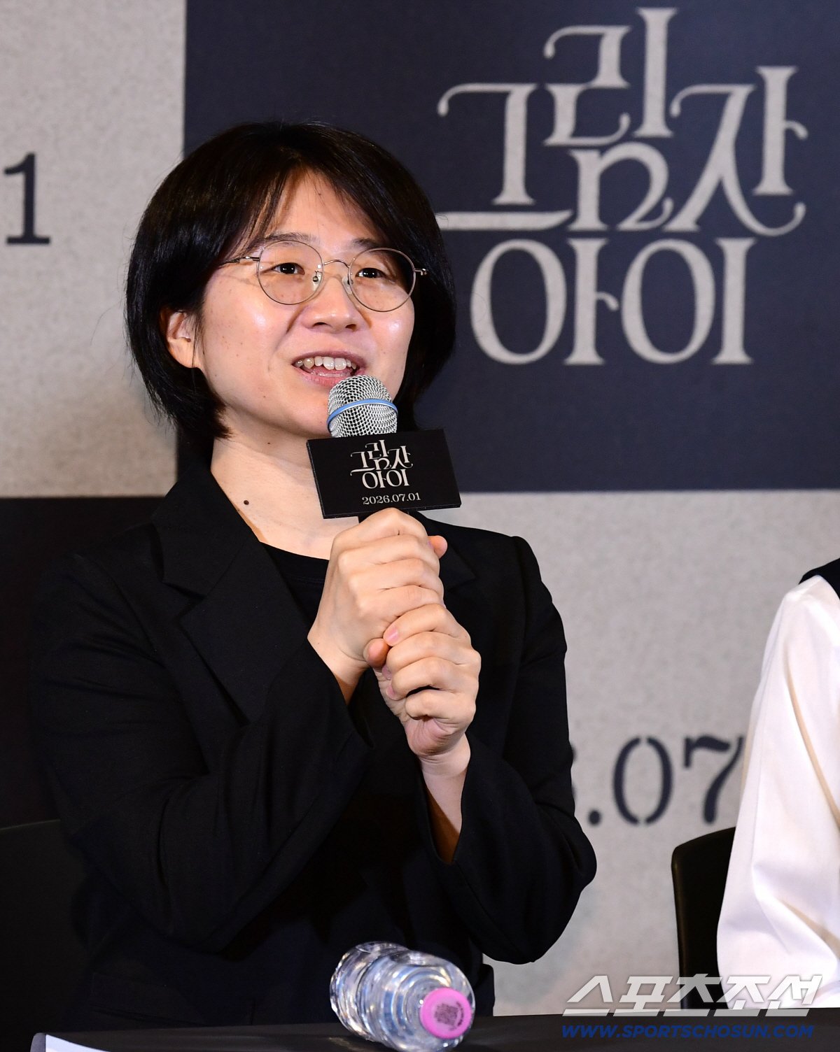 25일 용산CGV에서 영화 '그림자 아이' 언론시사회가 열렸다. 시사회를 마치고 기자간담회 참석한 유은정 감독. 용산=송정헌 기자 songs@sportschosun.com/2026.06.25/