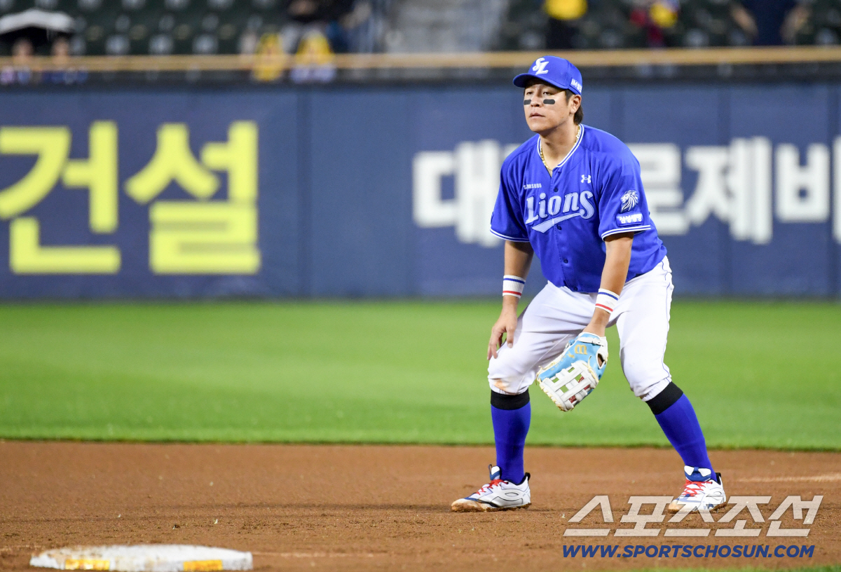 25일 잠실구장에서 열린 LG와 삼성의 경기. 삼성 강민호가 1루 수비를 하고 있다. 잠실=박재만 기자 pjm@sportschosun.com/2026.06.25/