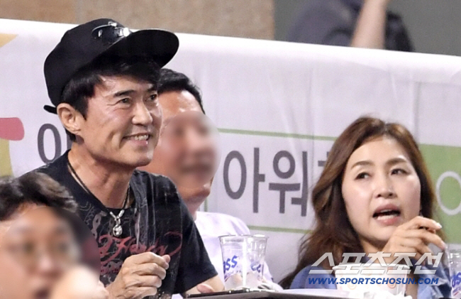 '외도 논란' 홍서범·조갑경 아들, 항소심도 졌다…법원 원심 유지[SC이슈]