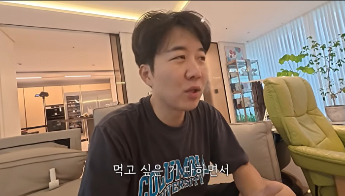 Do Kyung-wan Defies Wife Jang Yoon-jung 'It's Too Stressful Being So Sensitive, I Can't Even Do What I Want' ('Dojang TV')