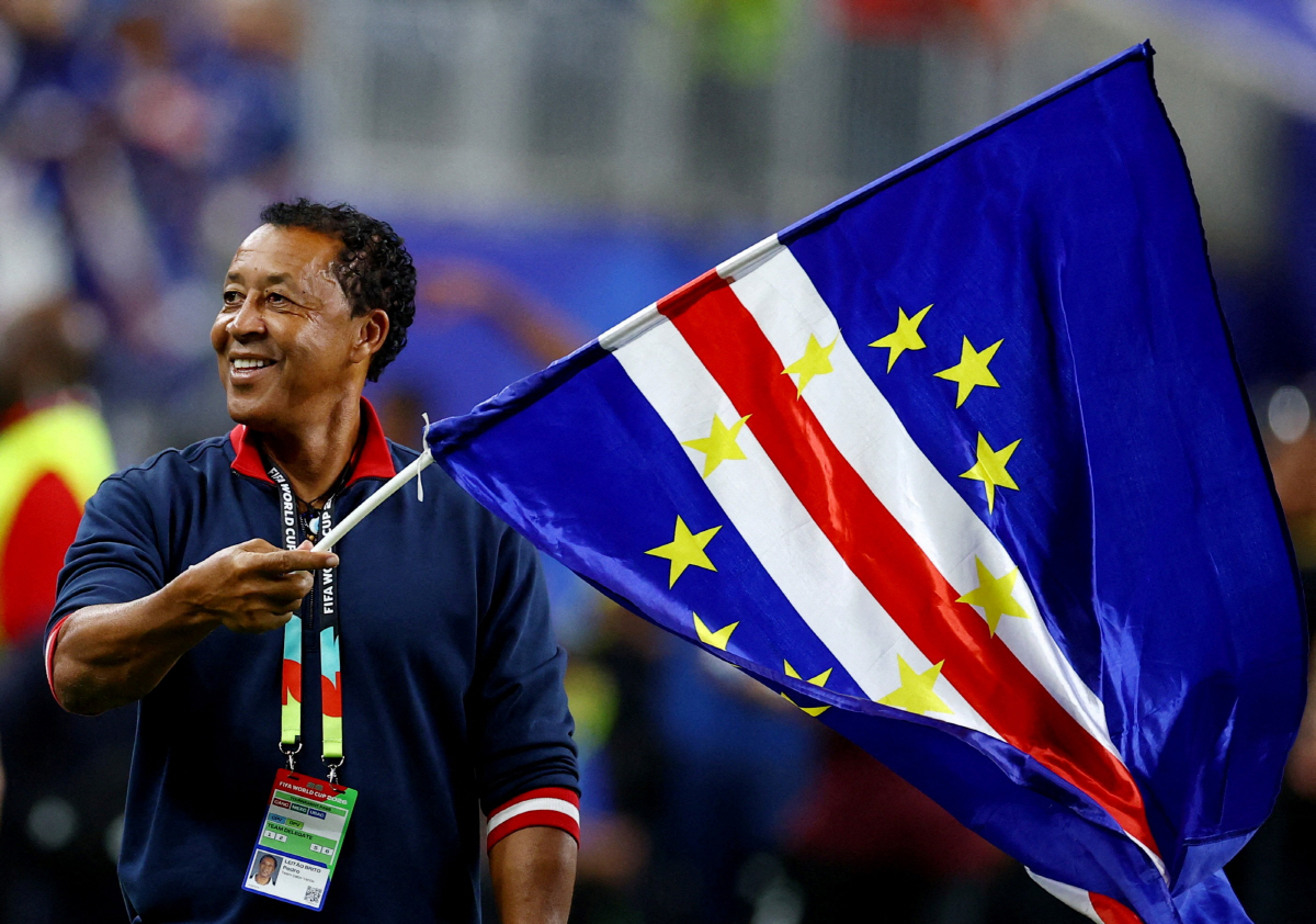 Soccer Football - FIFA World Cup 2026 - Group H - Cape Verde v Saudi Arabia - Houston Stadium, Houston, Texas, U.S. - June 26, 2026 Cape Verde coach Pedro Brito celebrates after the match as Cape Verde qualify for the knockout stages of the World Cup REUTERS/Phil Noble TPX IMAGES OF THE DAY