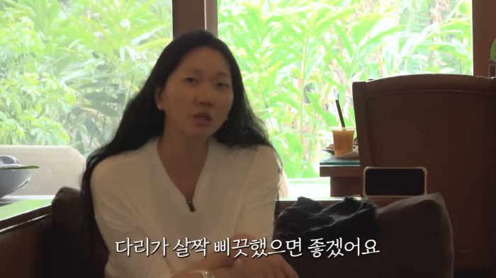 Jang Yoon-ju Stunned by Comment About Praying for Her Husband’s Leg to Break... 'I Walked So Much on Our Honeymoon I Got a Stye' ('YOONJOUR')