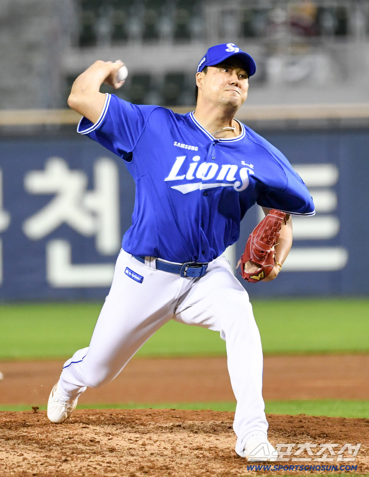 25일 잠실구장에서 열린 LG와 삼성의 경기. 삼성 김태훈이 역투하고 있다. 잠실=박재만 기자 pjm@sportschosun.com/2026.06.25/