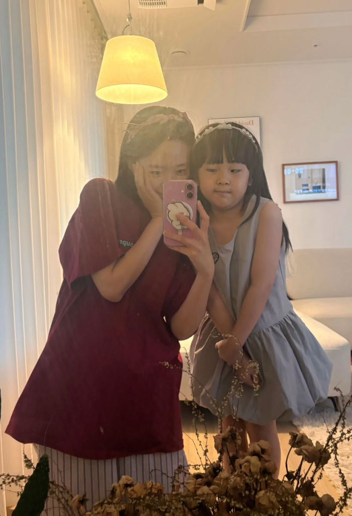 별♥하하 딸 송이, 지예은 집서 파자마 파티 "최애 이모, 엄마보다 더 좋아?"