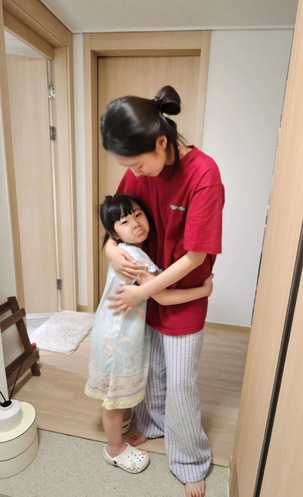 별♥하하 딸 송이, 지예은 집서 파자마 파티 "최애 이모, 엄마보다 더 좋아?"