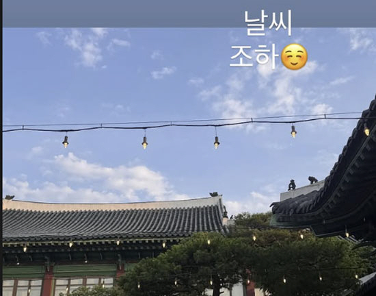 문채원, 한옥 야외 결혼식 포착…이준기·김지훈·장희진 '악의 꽃' 재회