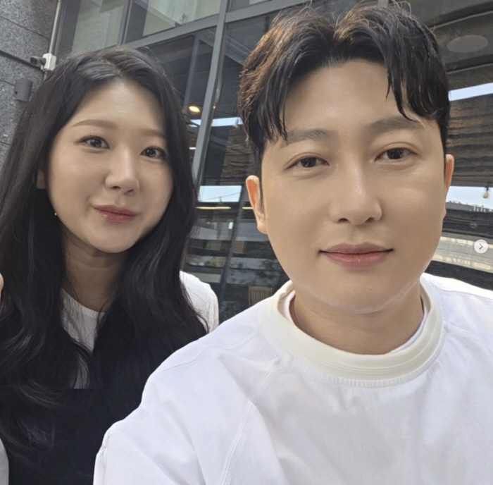 'Accountant' Class 28 Jung-sook and ♥Sang-cheol Take Joint Parental Leave 'It's Hard Even When We Take Care of the Baby Together'