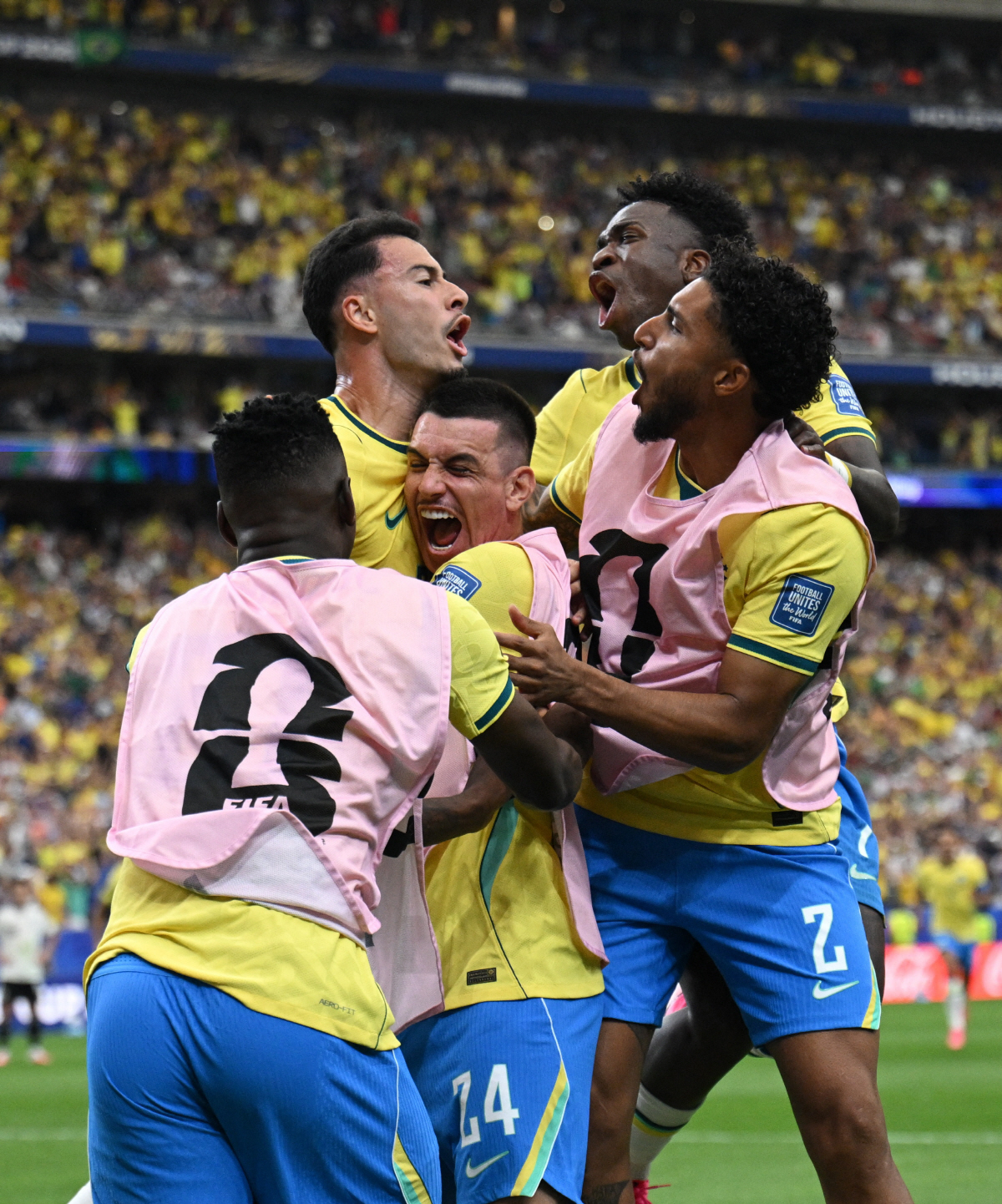 Soccer Football - FIFA World Cup 2026 - Round of 32 - Brazil v Japan - Houston Stadium, Houston, Texas, U.S. - June 29, 2026 Brazil's Gabriel Martinelli celebrates scoring their second goal with teammates REUTERS/Annegret Hilse