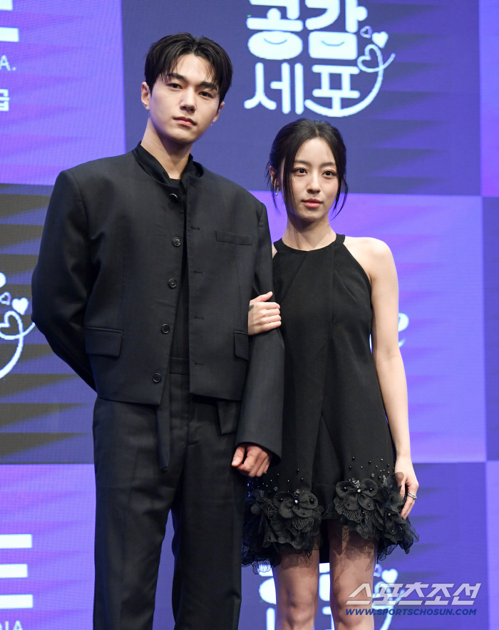 Kim Myung-soo and Kang Min-ah A performance worth trusting