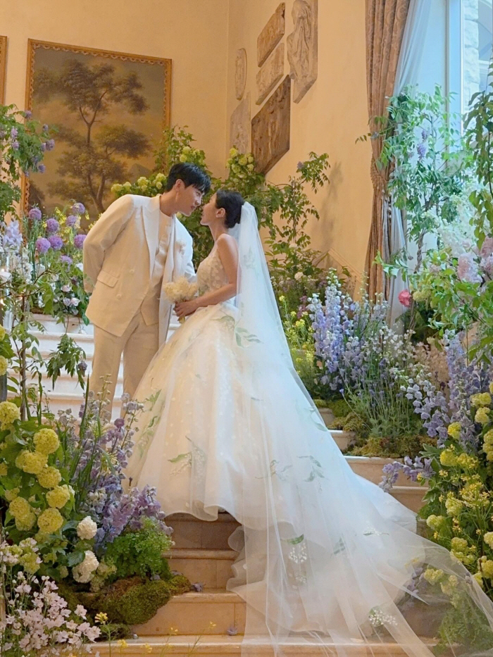 Outdoor Wedding Flower Decorations Alone Cost 10 Million Won... Shinji and Moon Won Shocked by the Estimate 'Can't We Reuse Them?'