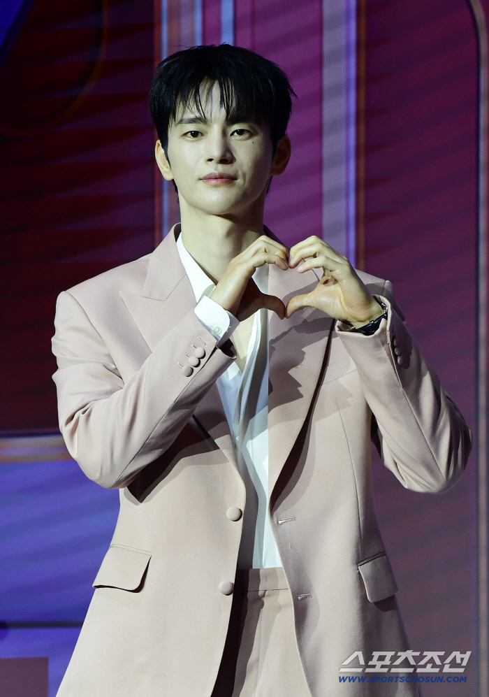 'Better Late Than Single Season 2' Seo In-guk says, 'Once you try 'Better Late Than Single,' you can never forget the taste'