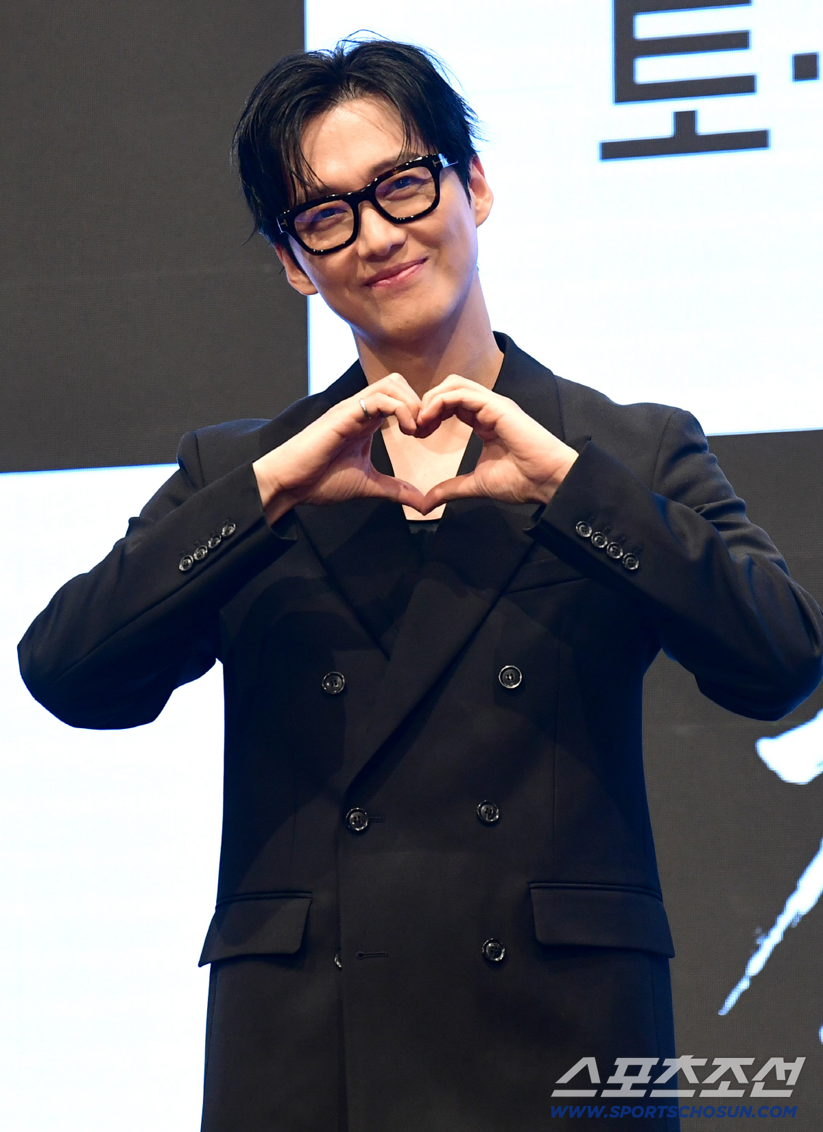 1일 신도림 더세인트에서 KBS 2TV 토일 드라마 '결혼의 완성' 제작발표회가 열렸다. 포즈를 취하고 있는 남궁민. 신도림=송정헌 기자 songs@sportschosun.com/2026.07.01/