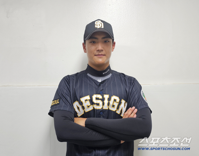"9살 때 '직관'한 최지만 선수, 이젠 나랑 동기라니…" 축구 유망주 → '1R 유력' 특급 좌완으로 변신한 이유 [인터뷰]