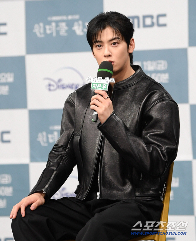 Cha Eun-woo Receives Baptism During Military Service, Becomes Catholic New Life as 'John the Apostle' Draws Attention