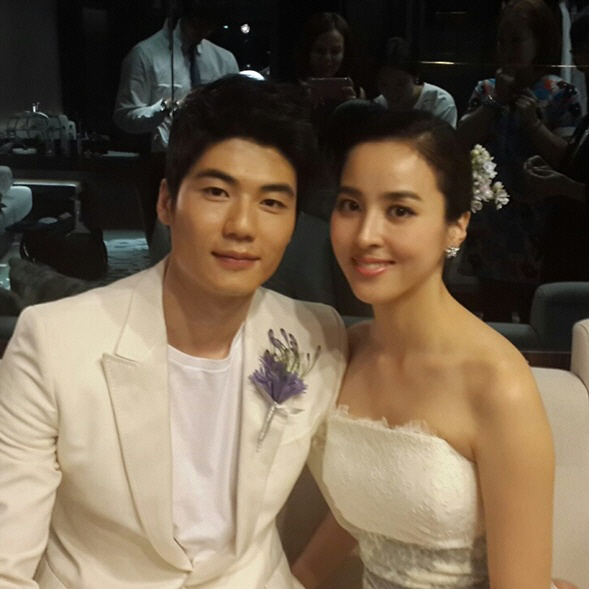 Han Hye-jin Shares Surprise News on Her 13th Wedding Anniversary 'My Brother-in-Law Kim Kang-woo Is Cheering Me On'