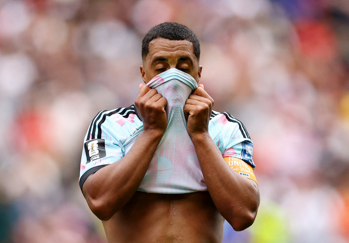 Soccer Football - FIFA World Cup 2026 - Round of 32 - Belgium v Senegal - Seattle Stadium, Seattle, Washington, U.S. - July 1, 2026 Belgium's Youri Tielemans reacts after being awarded a penalty following a VAR review REUTERS/Agustin Marcarian