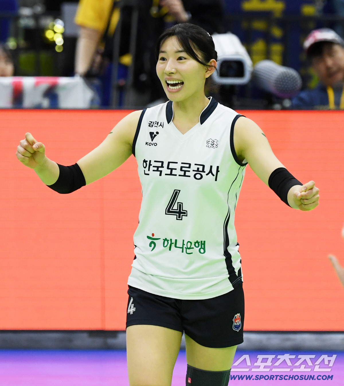 11일 수원체육관에서 열린 V리그 현대건설과 도로공사의 경기. 도로공사 전새얀이 득점 후 환호하고 있다. 수원=박재만 기자 pjm@sportschosun.com/2025.02.11/