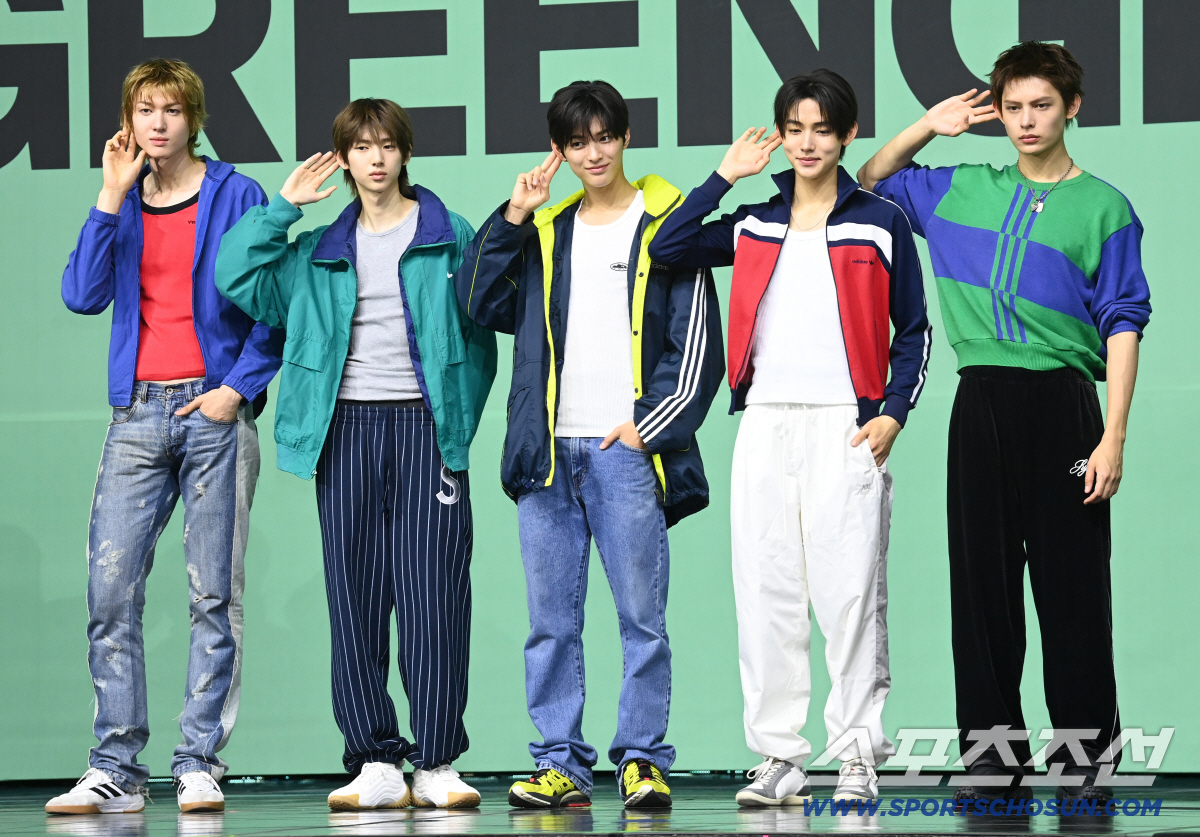 Reporter Wook,