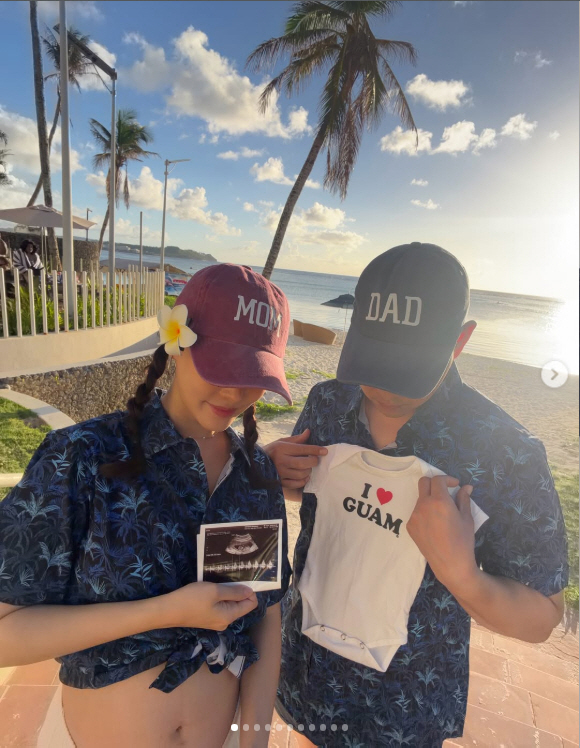 Pregnant Go Woo-ri Enjoys a Prenatal Trip to Guam, Ultrasound Photo in Hand