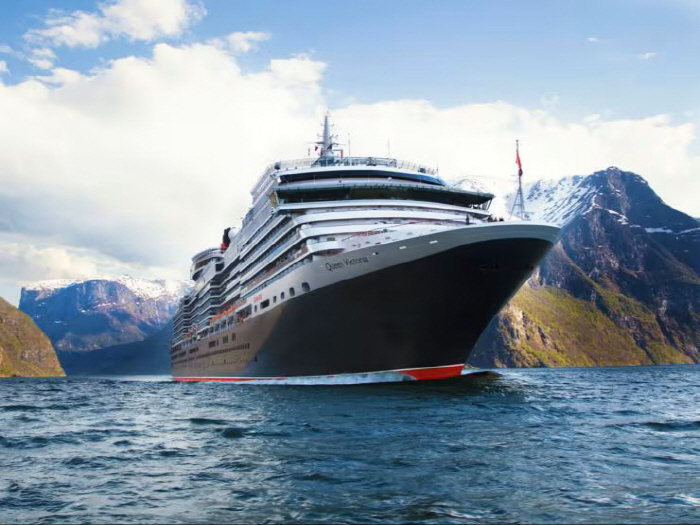 CruiseTMK unveils Cunard Cruise booking service with a touch of royal elegance