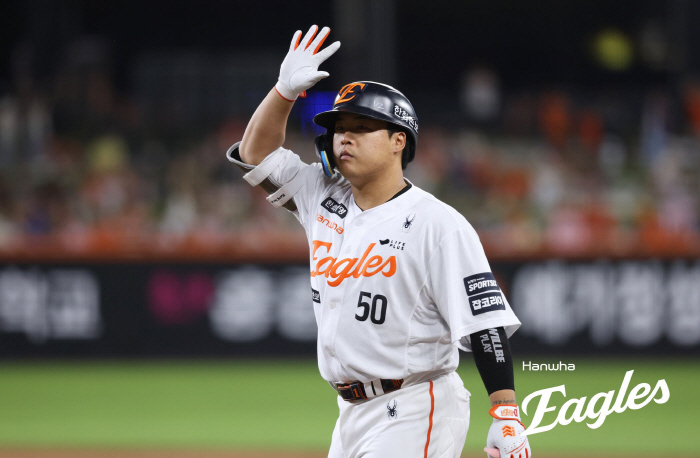100억 FA 잘 샀다는 말 이러니 나온다…"타점왕 기대해도 된다" 사령탑도 응원했다