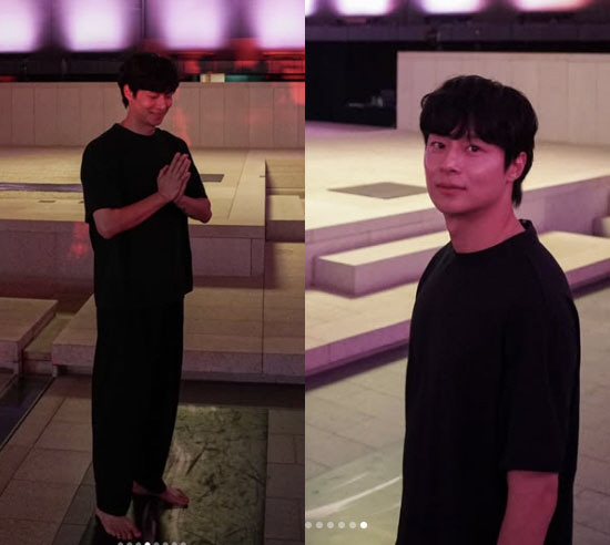 Kim Chung-jae, Dating Jung Eun-chae, Shows Off His 9-Head-Body Ratio That Even Bare Feet Can't Hide