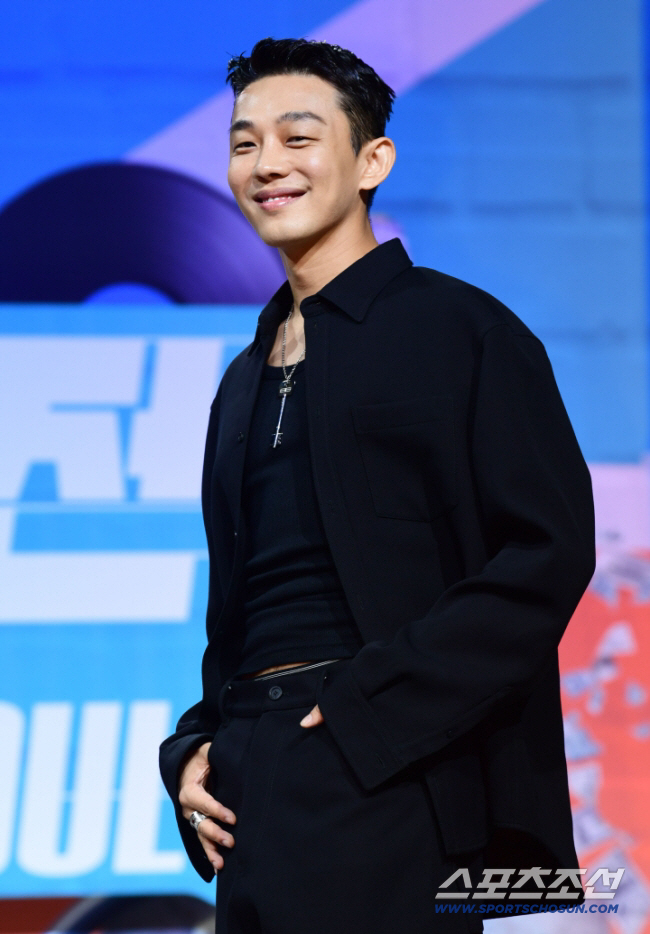 Yoo Ah-in Rumored to Return to the Screen Three Years After Transfer Speculation, as He May Join Director Jang Jae-hyun of 'Exhuma'
