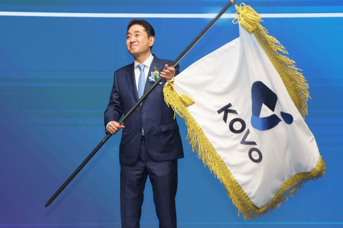 KOVO 이호진 9대 총재 취임 "V-리그가 대한민국에 자부심을 드릴 수 있도록.."