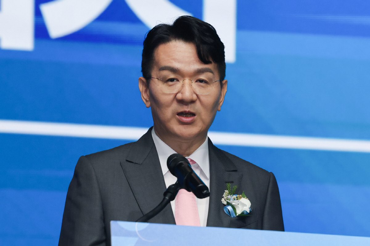 조원태 한국배구연맹 전임 총 재가 3일 서울 용산구 그랜드 하얏트 서울에서 열린 한국배구연맹 총재 이·취임식에서 이임사를 하고 있다. 2026.7.3 연합뉴스